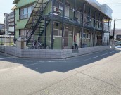 アパート外周廻りのブロック積み替え及びフェンス工事　江戸川区　東小松川